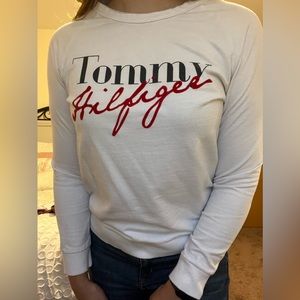 tommy hilfiger sweatshirt